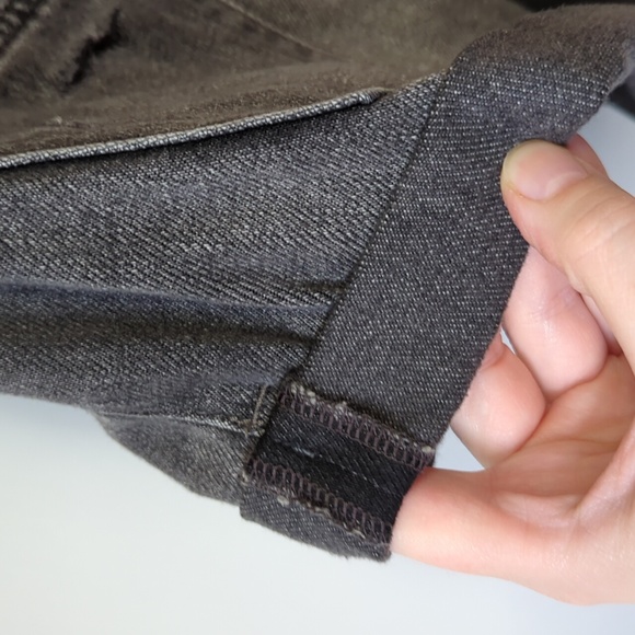 Free People Black Distressed Jean Shorts - Size 26 - Picture 6 of 9